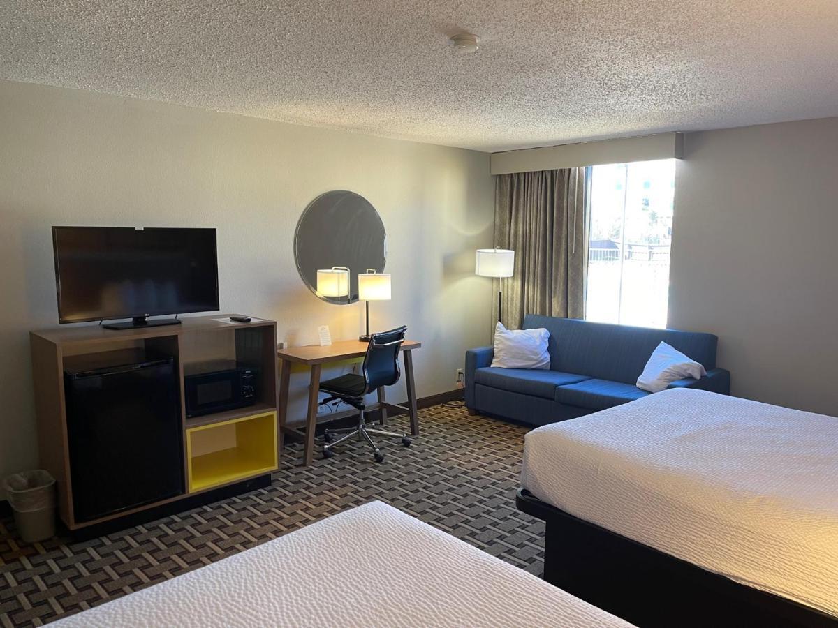 Days Inn By Wyndham Fayetteville-South/I-95 Exit 49 Exterior photo